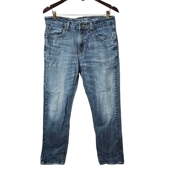 Levi's Athletic Fit Men's Jeans - Dark Wash - Tapered Leg